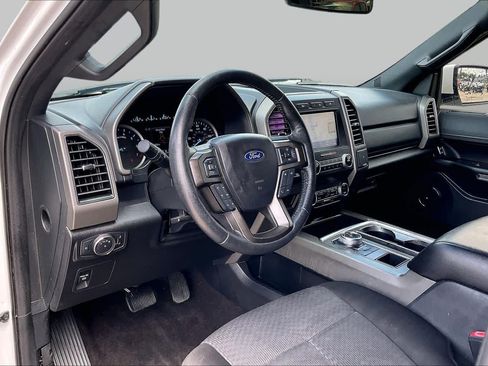 Used 2020 Ford Expedition XLT RWD image 13