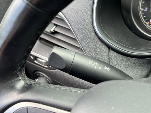 Used 2020 Jeep Cherokee Latitude Plus w/ Cold Weather Group image 20