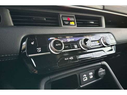 Certified 2025 Honda Pilot EX-L image 29