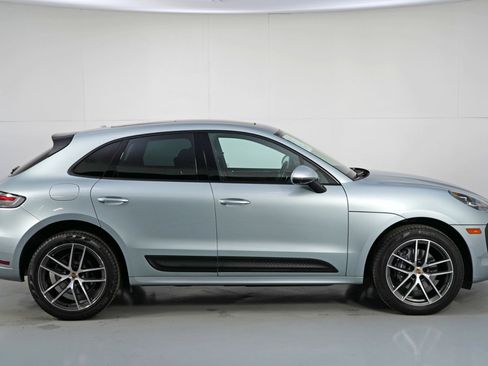 Used 2023 Porsche Macan image 52