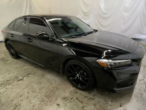 Certified 2024 Honda Civic Sport image 2