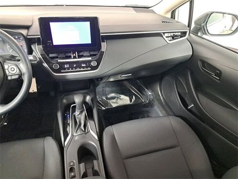 Used 2023 Toyota Corolla LE image 17
