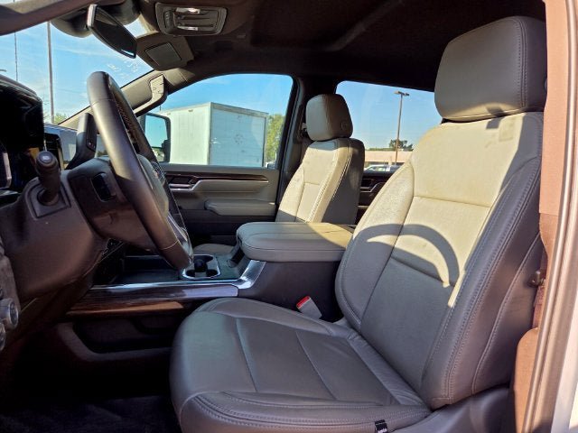 Used 2024 Chevrolet Silverado 3500 LT w/ Convenience Package AWD/4WD image 9