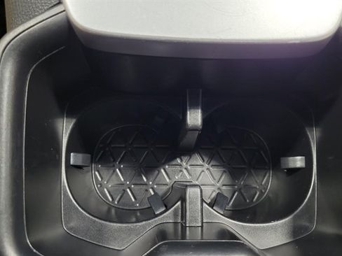 Used 2023 Toyota RAV4 SE image 38