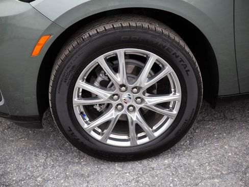 Certified 2023 Buick Enclave Premium w/ Experience Buick Package image 9