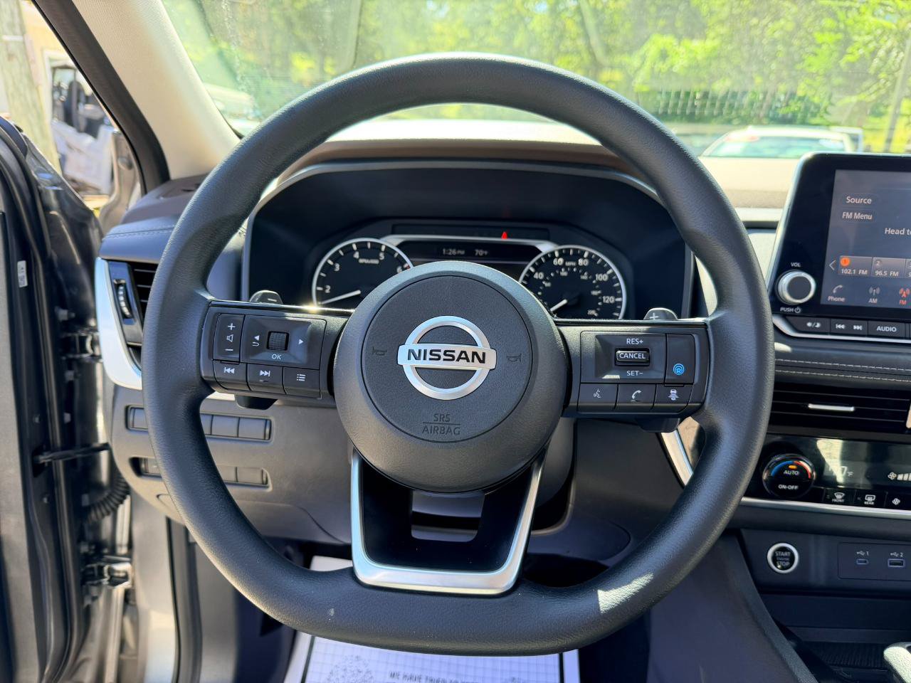 Used 2021 Nissan Rogue SV FWD image 10