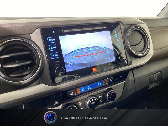 Used 2017 Toyota Tacoma Limited w/ Tow Package RWD image 5