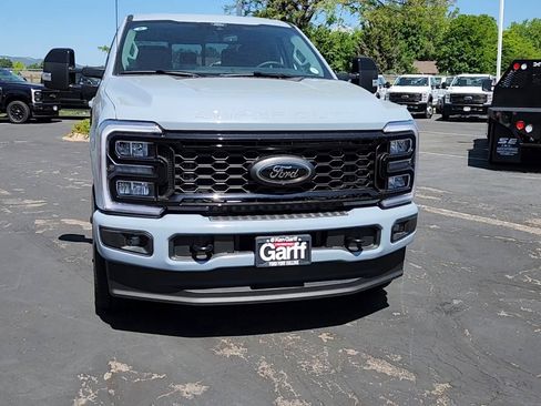 New 2025 Ford F350 Lariat w/ Black Appearance Package image 14