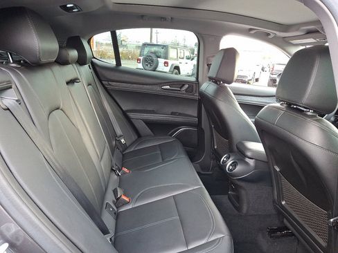 Used 2021 Alfa Romeo Stelvio Sprint w/ Sun & Sound Package image 15