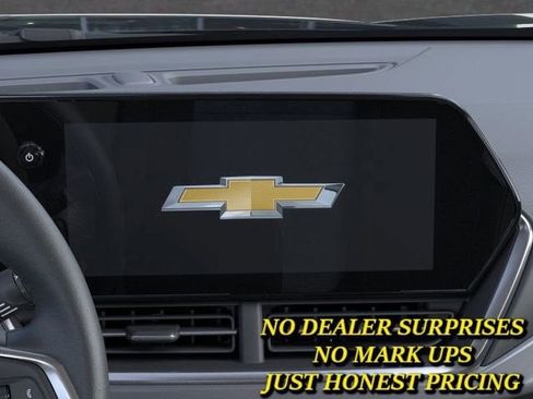 New 2026 Chevrolet Trax LT w/ Driver Confidence Package image 20