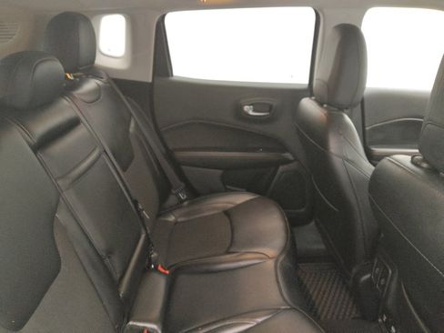 Used 2020 Jeep Compass Latitude w/ Popular Equipment Group image 19