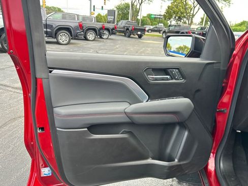 Certified 2023 Chevrolet Colorado Z71 w/ Z71 Convenience Package 2 AWD/4WD image 18