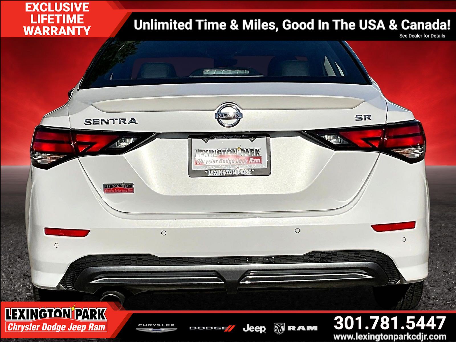 Used 2023 Nissan Sentra SR w/ SR Premium Package FWD image 6