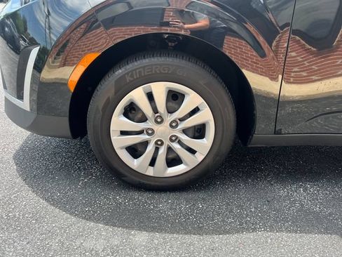 Used 2023 Kia Soul LX FWD image 26
