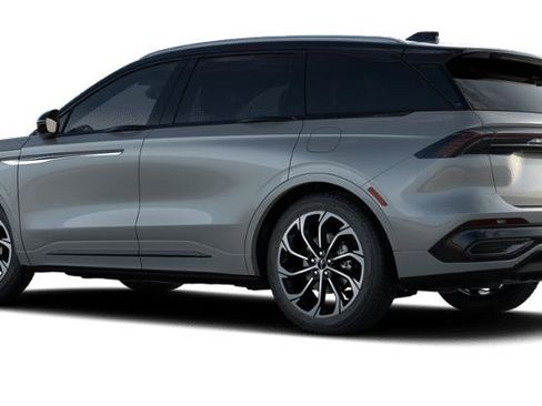 New 2026 Lincoln Nautilus Reserve AWD/4WD image 2