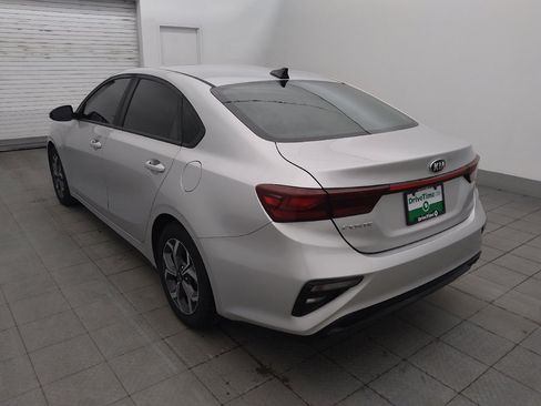 Used 2020 Kia Forte LXS FWD image 5