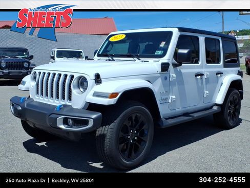Used 2023 Jeep Wrangler Unlimited Sahara w/ Cold Weather Group AWD/4WD image 1