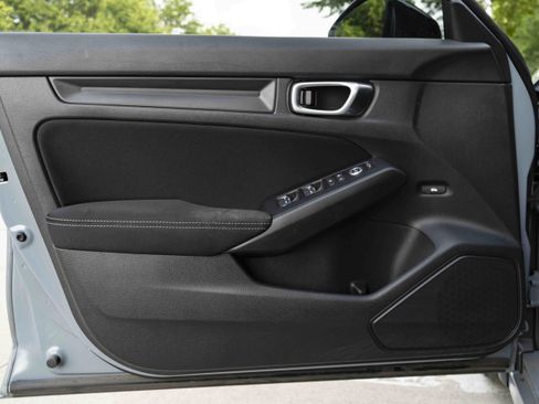 Used 2023 Honda Civic Sport image 35