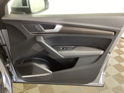 Certified 2025 Audi Q5 2.0T Premium Plus w/ Premium Plus Package image 22