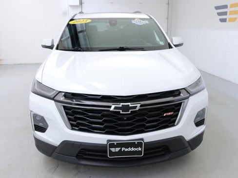 Used 2023 Chevrolet Traverse RS image 2