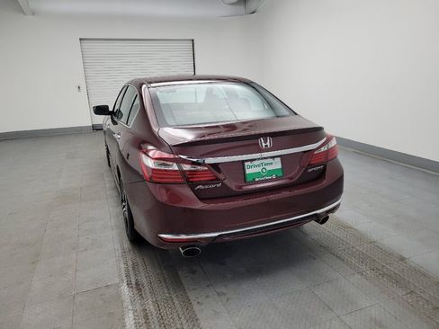 Used 2017 Honda Accord Sport image 6