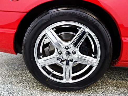 Used 2004 Ford Thunderbird RWD image 16