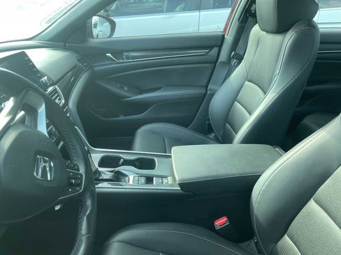 Used 2021 Honda Accord Sport image 5