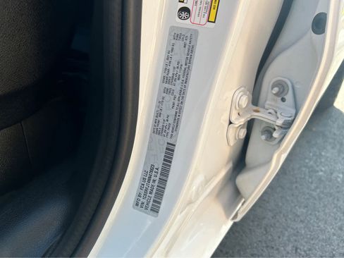 Used 2022 RAM 1500 Laramie image 26