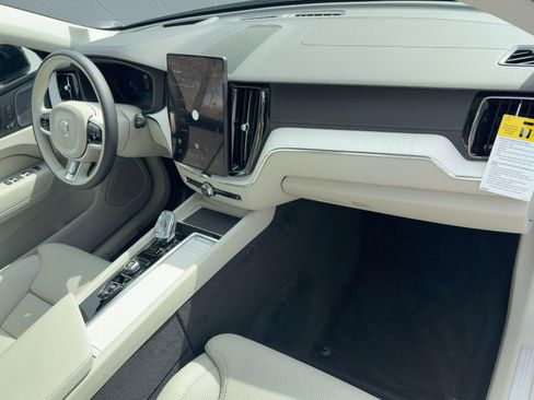 New 2026 Volvo XC60 T8 Ultra w/ Protection Package Premier image 30