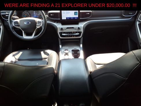 Used 2021 Ford Explorer XLT w/ Equipment Group 202A AWD/4WD image 10