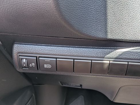 Used 2024 Toyota Corolla LE FWD image 22