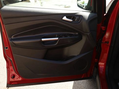 Used 2018 Ford Escape SEL AWD/4WD image 10