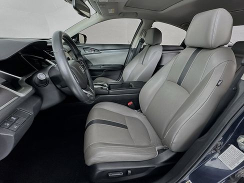 Used 2017 Honda Civic Touring image 21