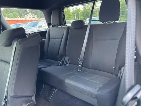 Used 2021 Ford Expedition XLT image 33