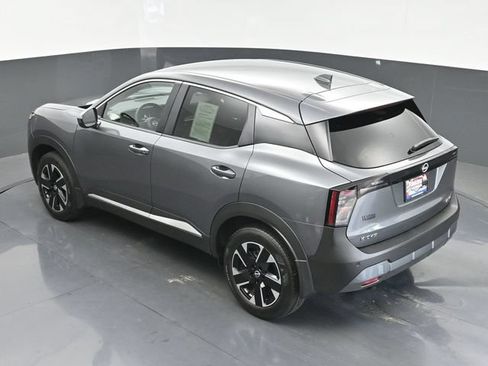 Used 2025 Nissan Kicks SV AWD/4WD image 30