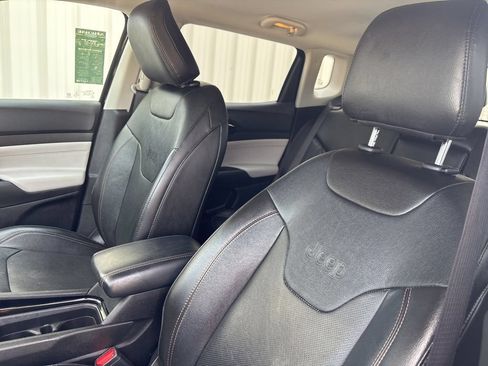 Used 2022 Jeep Compass Limited AWD/4WD image 22