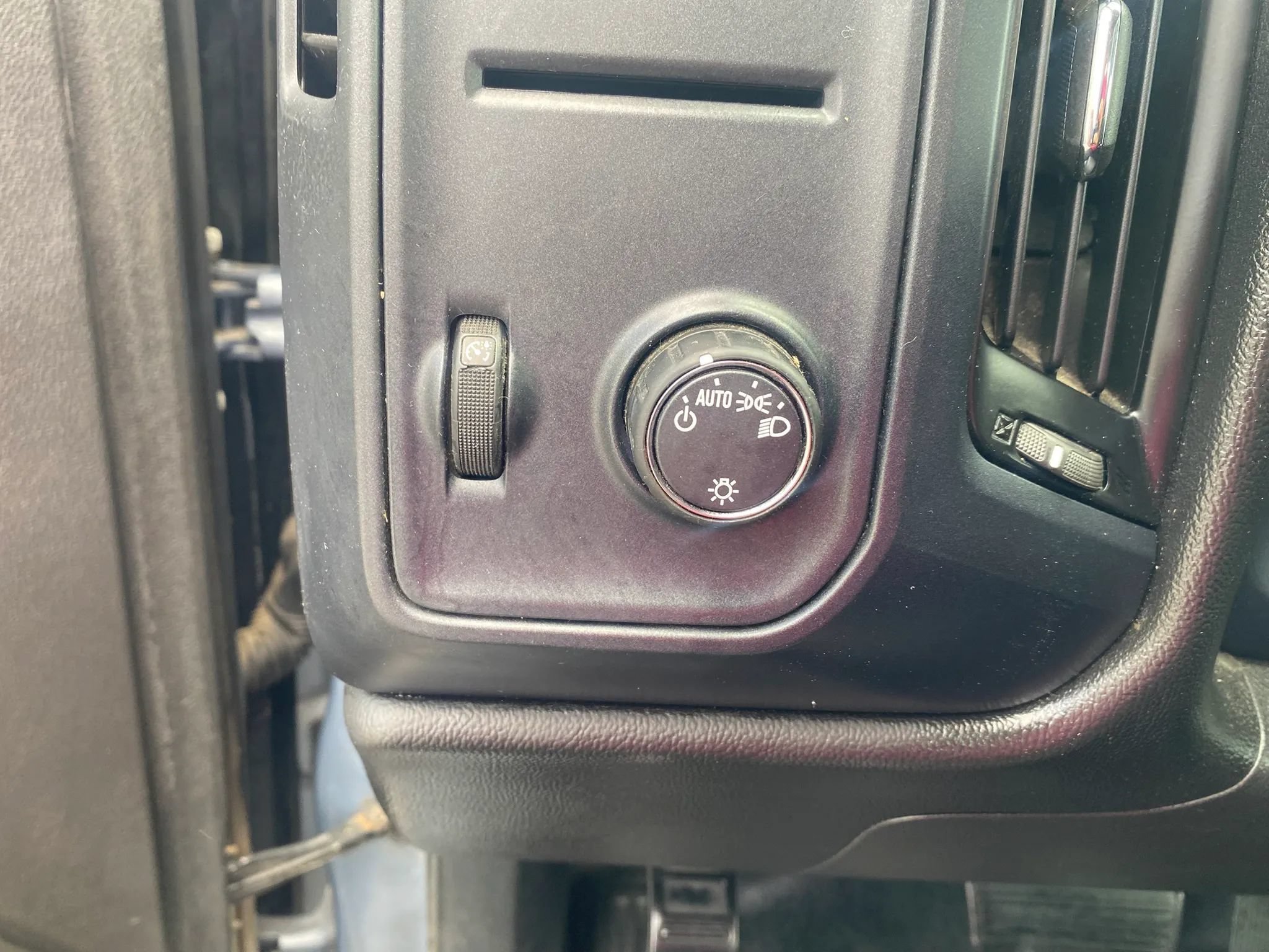 Used 2016 Chevrolet Silverado 1500 W/T w/ WT Fleet Convenience Package RWD image 15