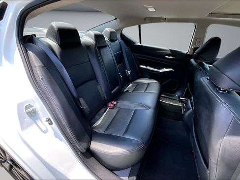 Used 2020 Nissan Altima 2.5 SL FWD image 24