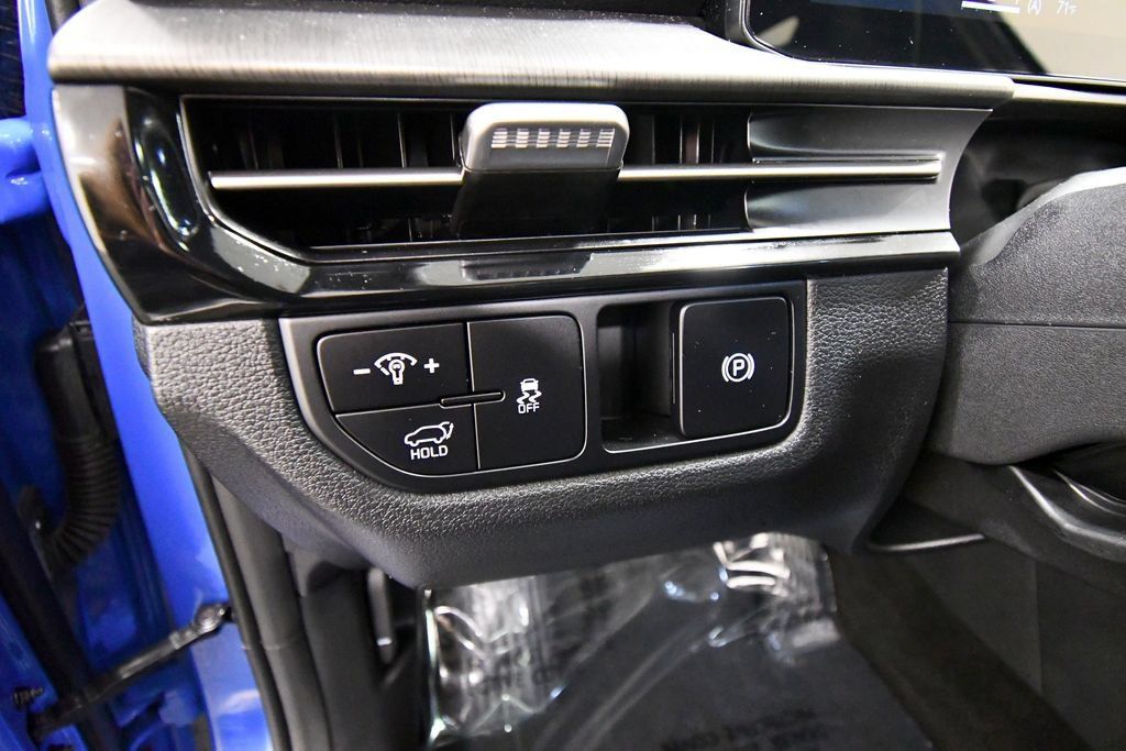 Certified 2026 Kia Sportage X-Line w/ X-Line Technology Package AWD/4WD image 20
