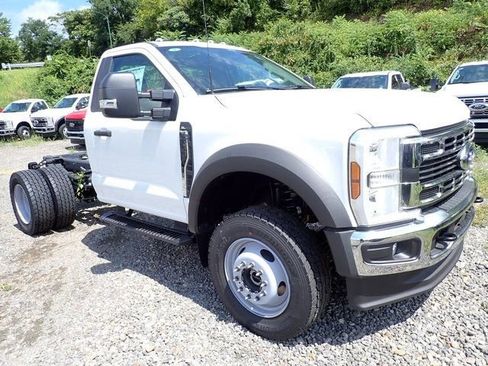 New 2025 Ford F600 4x4 Regular Cab Super Duty w/ XL Chrome Package image 10