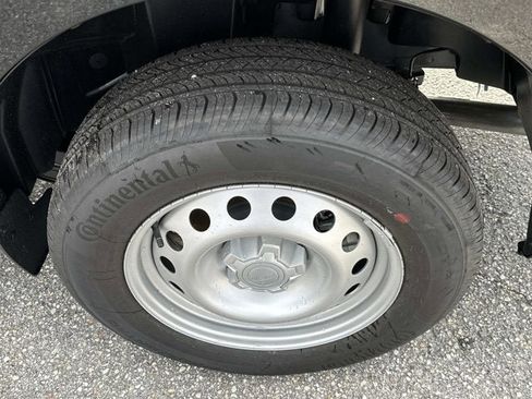 New 2025 Ford Maverick XL w/ Equipment Group 102A image 8