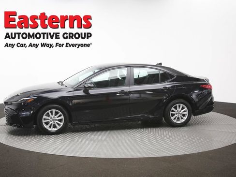 Used 2025 Toyota Camry LE FWD image 58