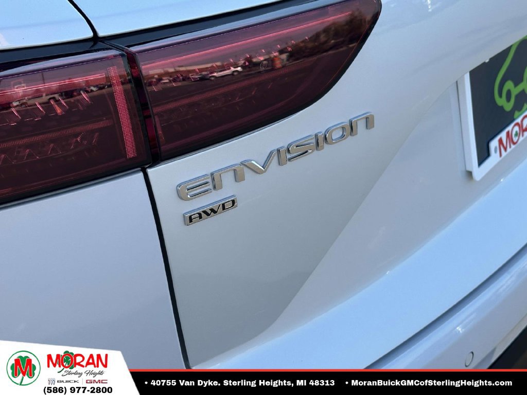 Certified 2025 Buick Envision Preferred AWD/4WD image 9