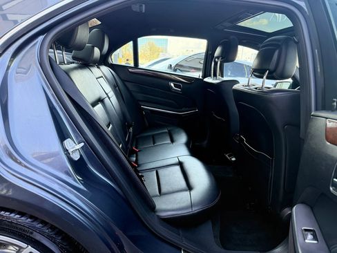 Used 2014 Mercedes-Benz E 350 4MATIC Sedan image 33