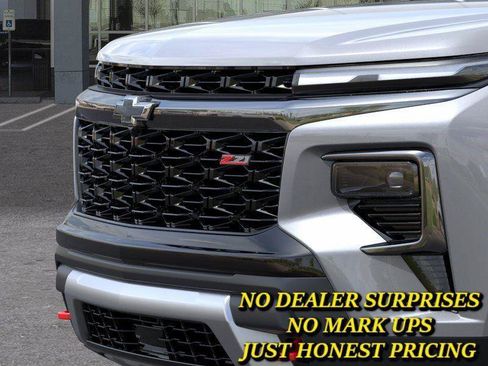 New 2026 Chevrolet Traverse Z71 AWD/4WD image 13