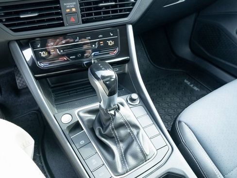 New 2026 Volkswagen Jetta SE image 20