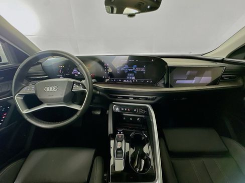 Used 2025 Audi Q5 Prestige AWD/4WD image 14