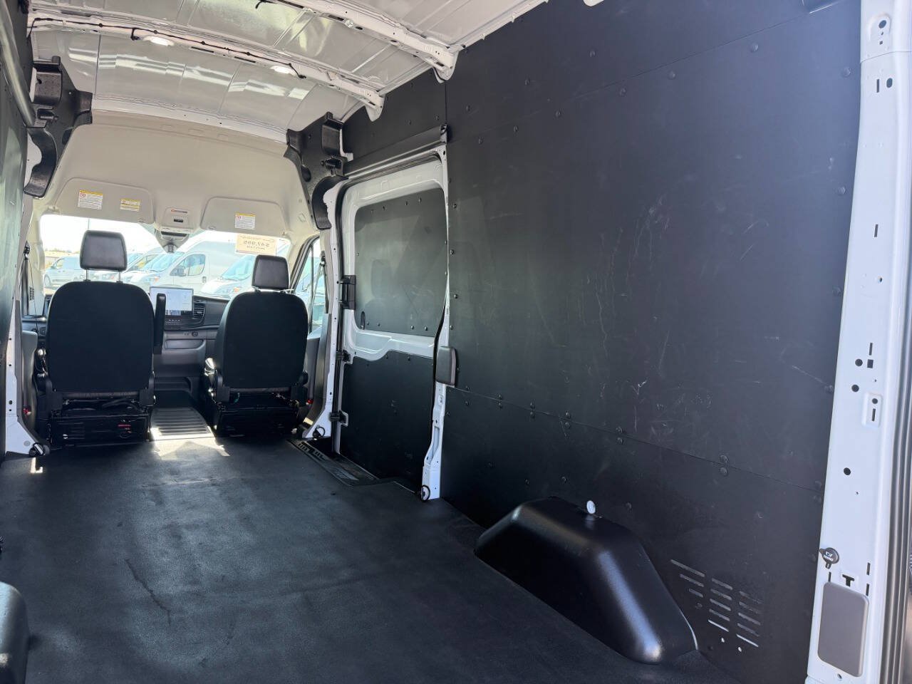 Used 2026 Ford Transit 250 148 High Roof w/ Load Area Protection Package RWD image 32