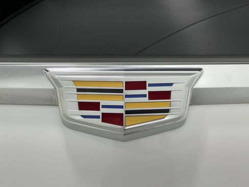Used 2018 Cadillac Escalade ESV Luxury AWD/4WD image 40