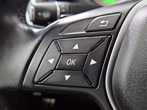 Used 2014 Mercedes-Benz E 350 Cabriolet image 24